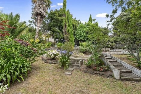Photo of property in 105 Browns Bay Road, Browns Bay, Auckland, 0630