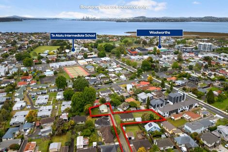 Photo of property in 11a Kervil Avenue, Te Atatu Peninsula, Auckland, 0610