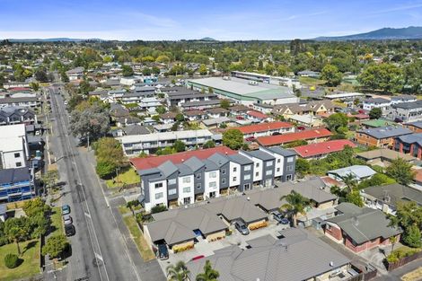 Photo of property in 47u4 Cameron Road, Hamilton East, Hamilton, 3216
