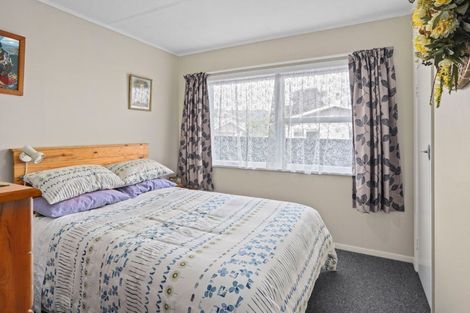 Photo of property in 33 Kipling Crescent, Stoke, Nelson, 7011