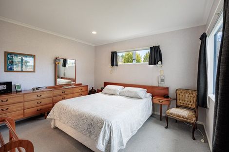 Photo of property in 88b Kensington Drive, Taradale, Napier, 4112