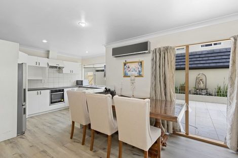 Photo of property in 1/33 Holly Road, St Albans, Christchurch, 8014