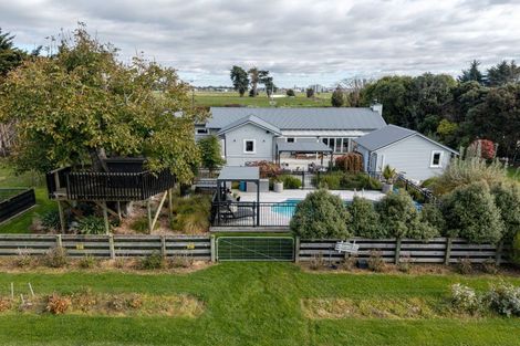 Photo of property in 2009 Longburn Rongotea Road, Longburn, Palmerston North, 4475