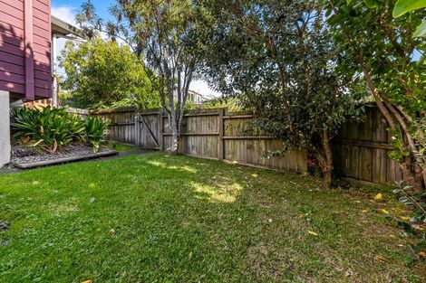 Photo of property in 41 Newington Road, Henderson, Auckland, 0612