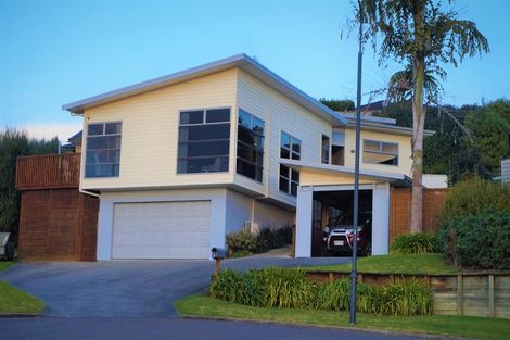 Photo of property in 9 Ko Place, Pyes Pa, Tauranga, 3112