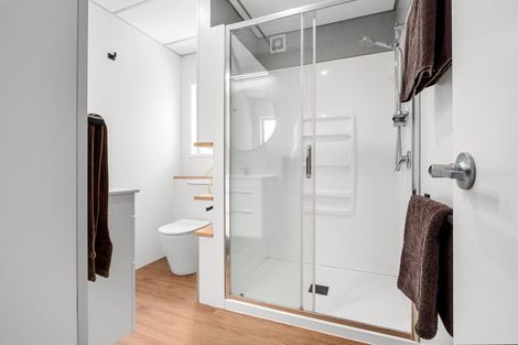 Photo of property in 118 Sandwich Road, St Andrews, Hamilton, 3200