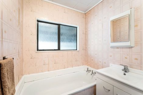 Photo of property in 79f2- Gemstone Drive, Birchville, Upper Hutt, 5018
