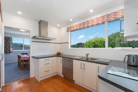 Photo of property in 1 Dunrobin Grove, Silverstream, Upper Hutt, 5019