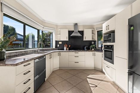 Photo of property in 19 Kingsgate Avenue, Havelock North, 4130