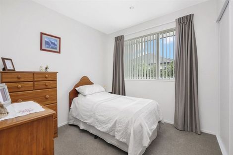 Photo of property in 11 Rue De La Mare, Parklands, Christchurch, 8083