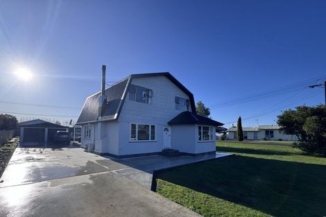 Photo of property in 71 Hedges Street, Sanson, 4817