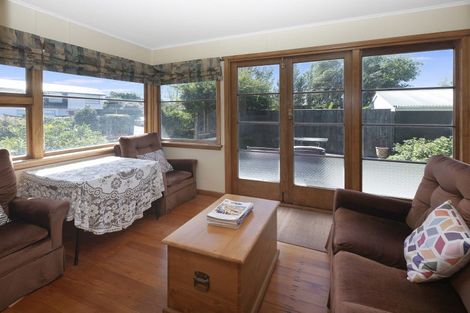 Photo of property in 2 Courtenay Street, St Albans, Christchurch, 8014