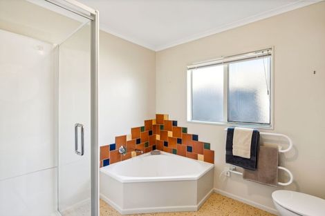 Photo of property in 37 Murray Court, Paraparaumu Beach, Paraparaumu, 5032