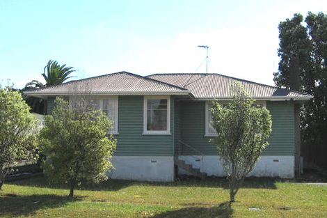 Photo of property in 27 Barrys Road, Glendene, Auckland, 0602