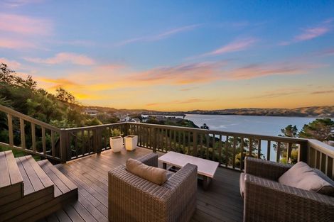 Photo of property in 45 The Crowsnest, Whitby, Porirua, 5024