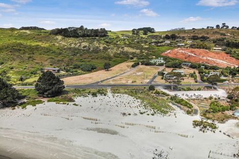Photo of property in 940 Harington Point Road, Harington Point, Dunedin, 9077