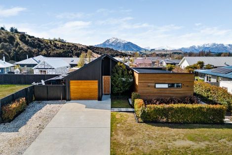 Photo of property in 14 Quail Street, Albert Town, Wanaka, 9305