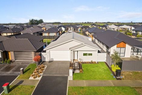 Photo of property in 4 Finstock Way, Rolleston, 7614