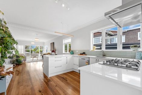 Photo of property in 36 Rimu Street, New Lynn, Auckland, 0600