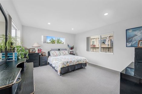 Photo of property in 10 Lucca Crescent, Flat Bush, Auckland, 2019
