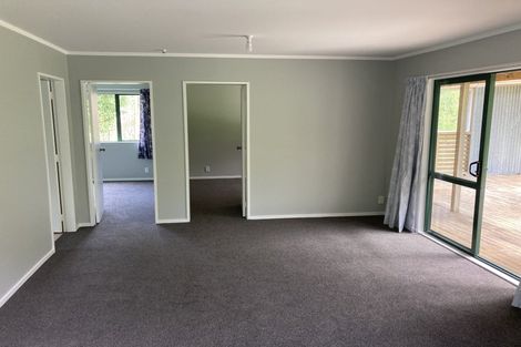 Photo of property in 960 Moonshine Road, Judgeford, Porirua, 5381