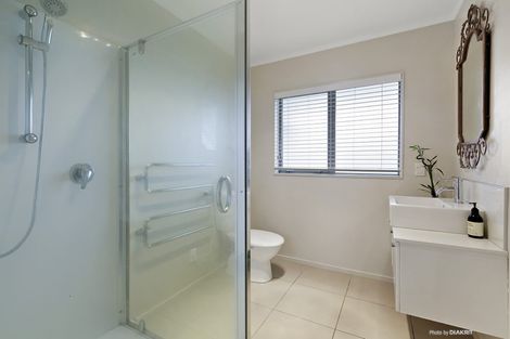 Photo of property in 3 Hislop Way, Johnsonville, Wellington, 6037