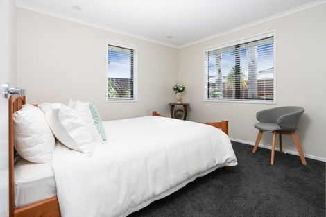 Photo of property in 3 Mcgregor Place, Paraparaumu, 5032