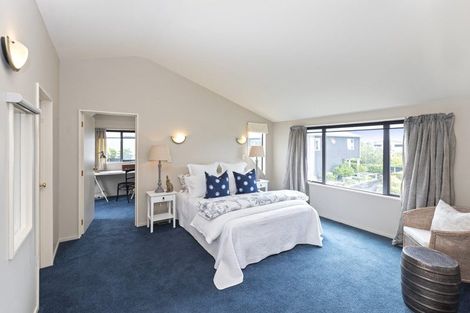 Photo of property in 57 Main Road, Redcliffs, Christchurch, 8081