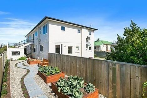 Photo of property in 1/13 Prince Albert Road, Saint Kilda, Dunedin, 9012