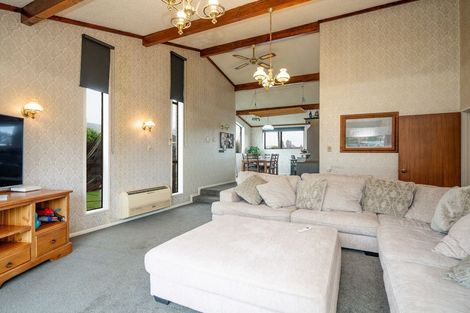 Photo of property in 89 Dalwharn Street, Wallacetown, 9816