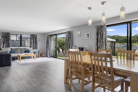 Photo of property in 47 Lynley Park Drive, Omokoroa, 3114