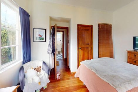Photo of property in 534 Featherston Street, Roslyn, Palmerston North, 4414