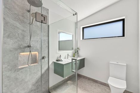 Photo of property in 22 Gillespie Street, Lake Hawea, 9382