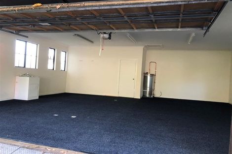 Photo of property in 98 Point View Drive, East Tamaki Heights, Auckland, 2016