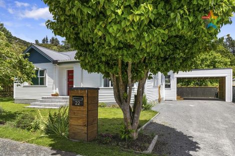 Photo of property in 22 Homedale Road, Wainuiomata, Lower Hutt, 5014