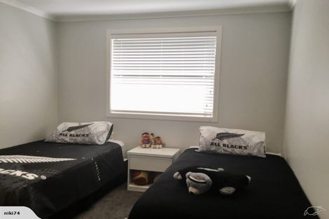 Photo of property in 16 Livingstone Drive, Papamoa Beach, Papamoa, 3118