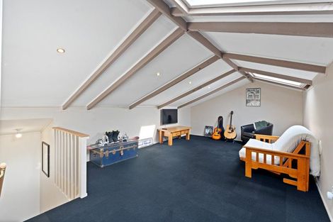 Photo of property in 23a Shakespear Road, Army Bay, Whangaparaoa, 0930