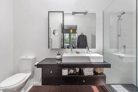 Photo of property in 55 Mitchell Street, Brooklyn, Wellington, 6021