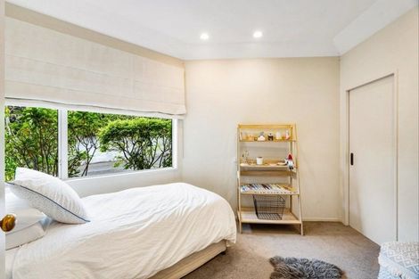 Photo of property in 12 Shortland Place, Havelock North, 4130