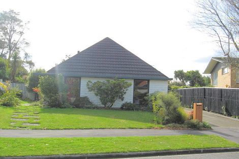 Photo of property in 18 Guinness Crescent, Ilam, Christchurch, 8041