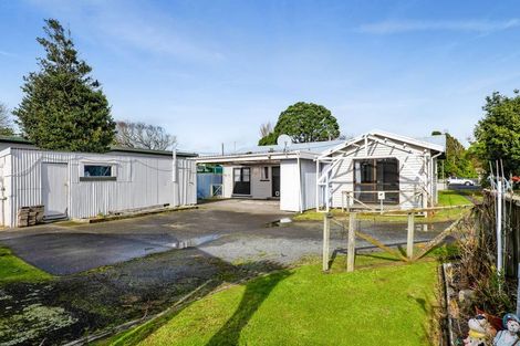 Photo of property in 342 South Road, Hawera, 4610