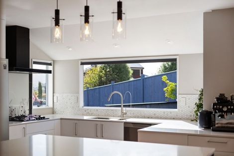 Photo of property in 20 Sailmaker Close, Whitby, Porirua, 5024