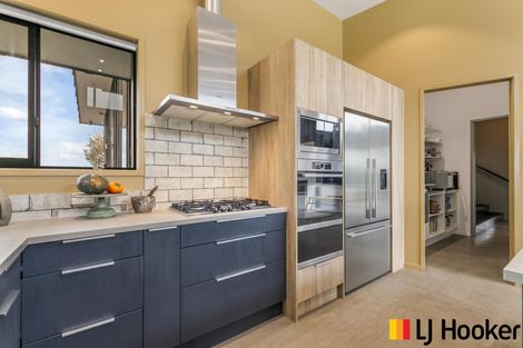 Photo of property in 10 Meadowbrook Place, Buckland, Pukekohe, 2677