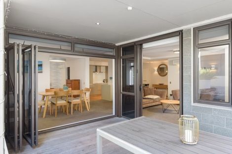 Photo of property in 5/48 Marine Parade, Mount Maunganui, 3116
