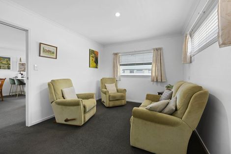 Photo of property in 11u8 Errol Close, Burbush, Hamilton, 3288