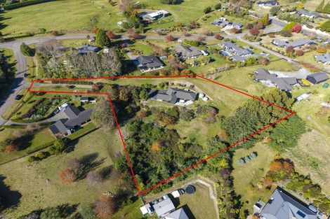 Photo of property in 11 Dalmore Way, Acacia Bay, Taupo, 3385