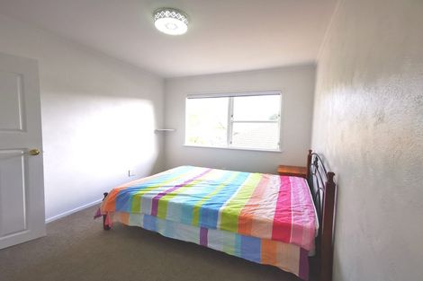 Photo of property in 17 Dolbear Street, Titirangi, Auckland, 0604