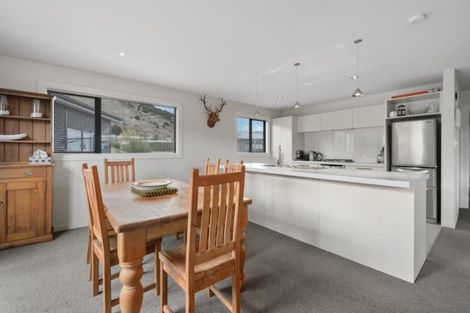 Photo of property in 16 Islington Place, Wanaka, 9305
