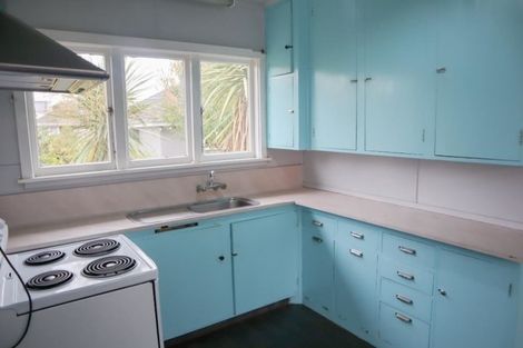Photo of property in 112 Avonhead Road, Avonhead, Christchurch, 8042