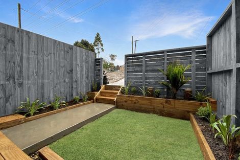 Photo of property in 29b Wharf Road, Te Atatu Peninsula, Auckland, 0610